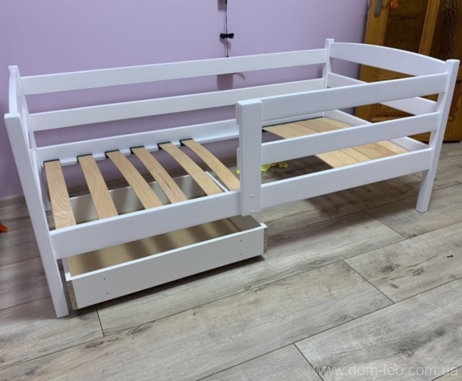 Хьюго СОН реальное фото детской кровати, вид бортика